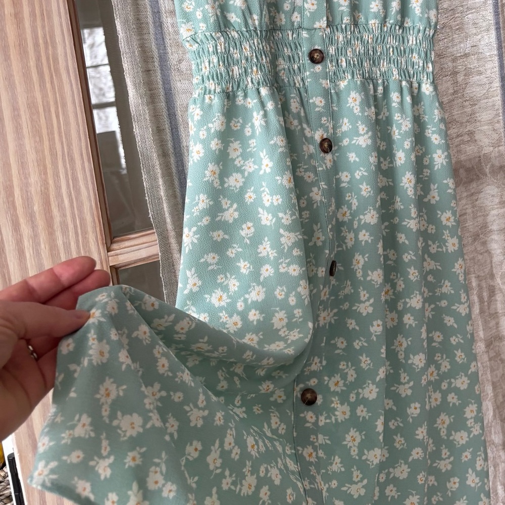 Light Sage Green Floral Spring Dress - Picture 8 of 8